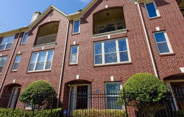 Fabulous 3 Story Midtown Townhome