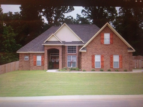 Family Friendly Home close to campus 