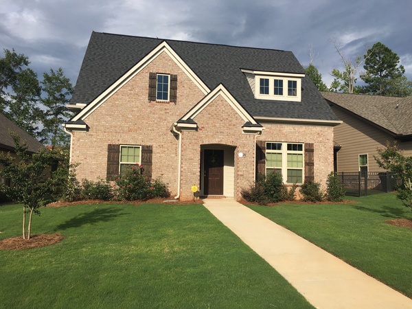 Beautiful Home Right Next to Campus