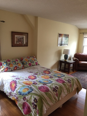 Very nice home close to kinnick