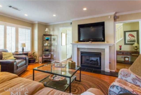 Town home with southern charm