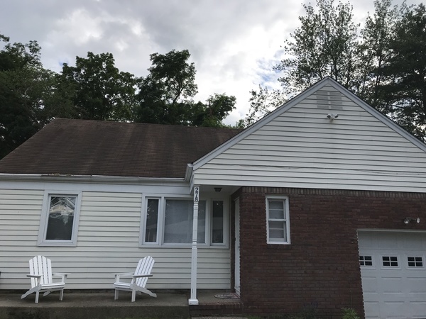 4BR, 2BT less than 2 miles to RCC