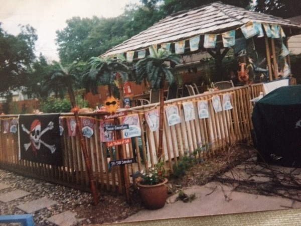 Paradise in the Park with TIKI BAR