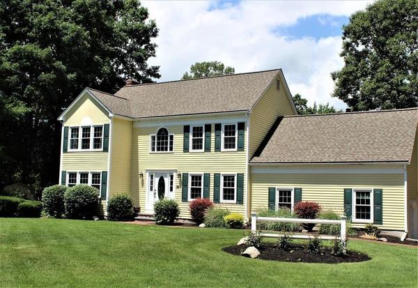 4 Bedroom Colonial home