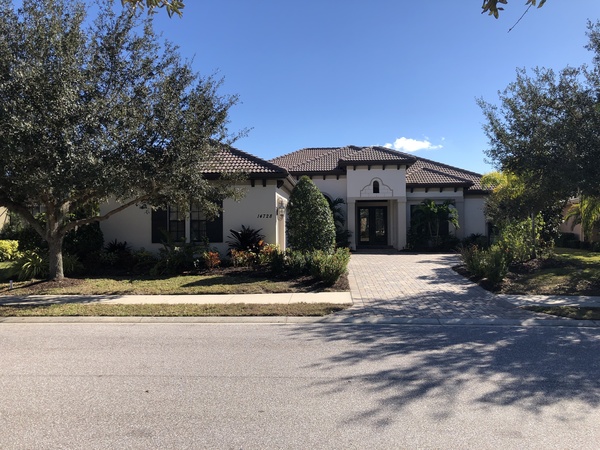 Private Retreat Close to Golf Course