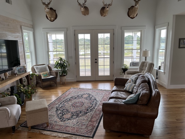 Beautiful 2bedroom with a loft 