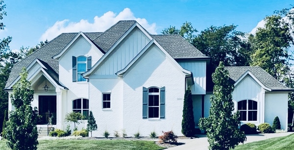 Estate Home near Valhalla Golf Club