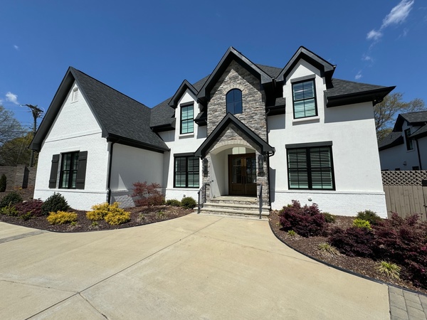 Beautiful Transitional Home