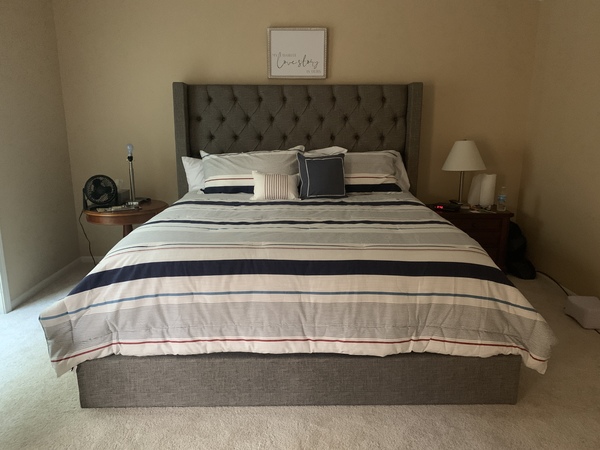 3 bedroom Condo with deck on the river