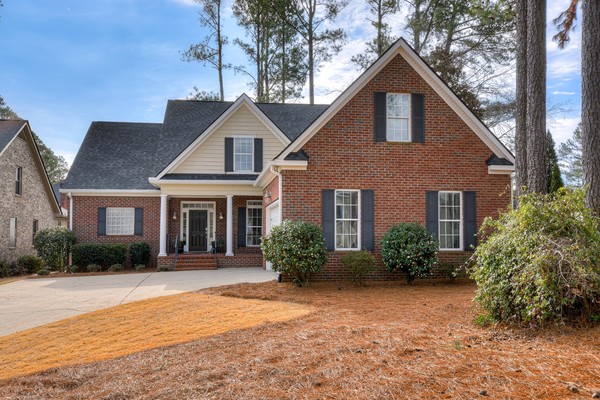 Masters rental 4.3 miles to National