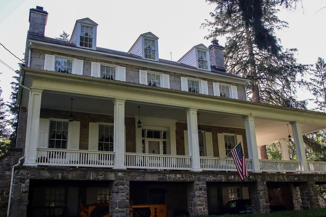 Manor exterior nice