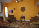 Family room w fireplace