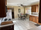 Kitchen dining