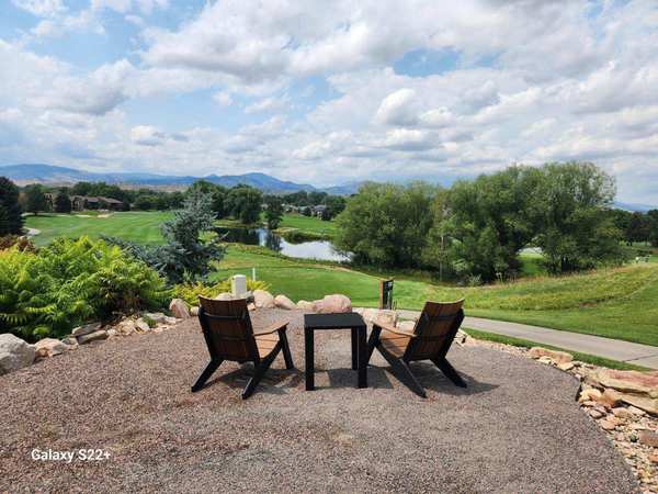 Scenic Golf Course Retreat