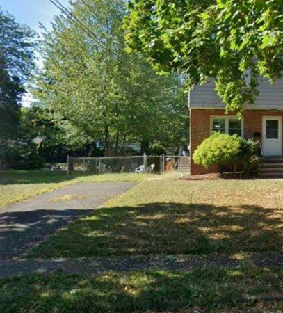 Cozy home 8 miles from MetLife