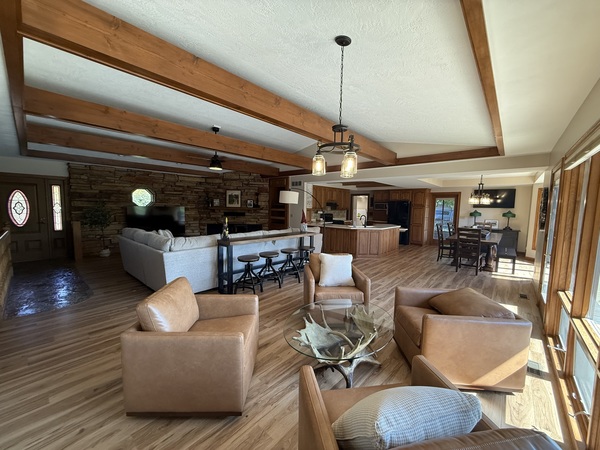 Secluded 4-Bed Home Near TPC Deere Run