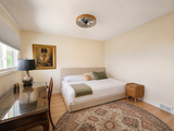 Guest room 1 