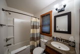 417 st vincent st ensuite  1 retake 