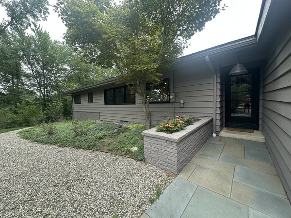 Gorgeous spacious mid century home