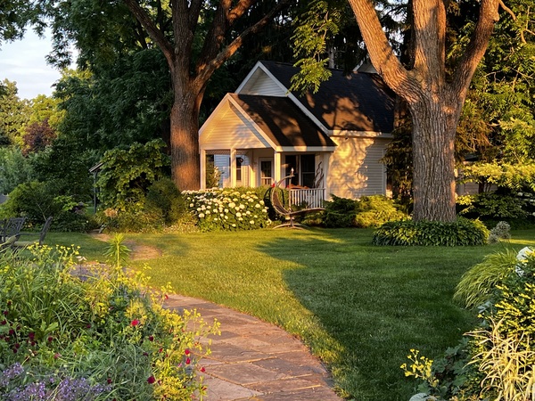 Morgan Creek Cozy Cottage