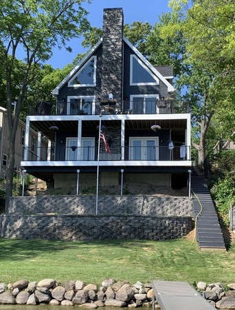 Lakefront home 45 minutes from ND