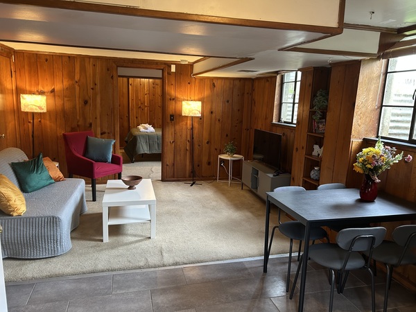 Cozy 2BR/2BA | 2.4Miles to the Big House