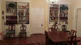 9dining room